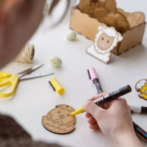 Online Mal Selv: Paskekassen, 9 Figurer Tegn & Mal