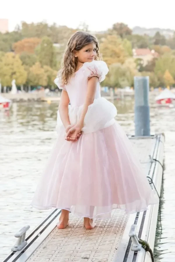 Outlet Antique Princess Gown Str. 5-6Ar Udklædning & Tilbehør