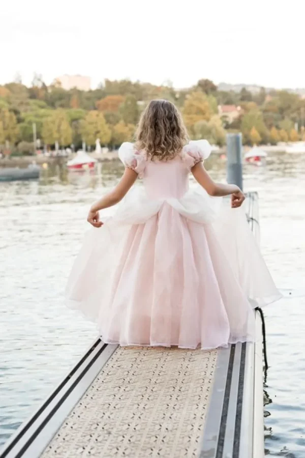 Outlet Antique Princess Gown Str. 5-6Ar Udklædning & Tilbehør