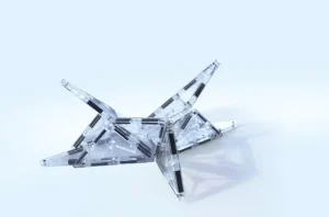 Online Ice, 16 Dele Magneter